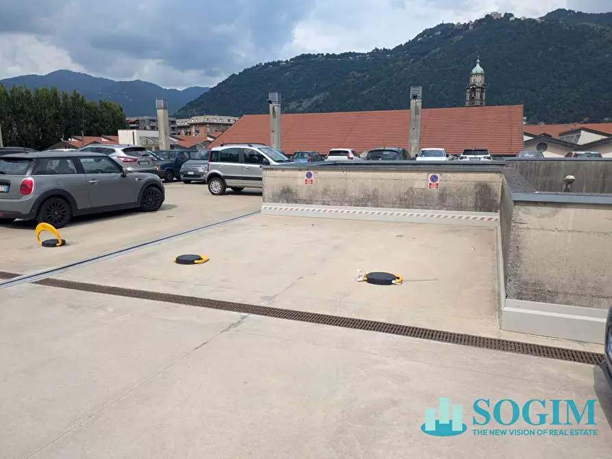 Immagine 10 di Box auto in vendita  in viale ReginaTeolinda 17 a Como