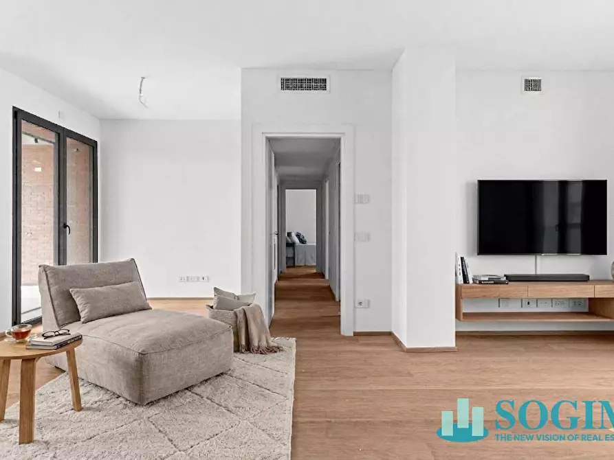 Immagine 5 di Appartamento in vendita  in Via Cortina D'ampezzo 21 a Milano