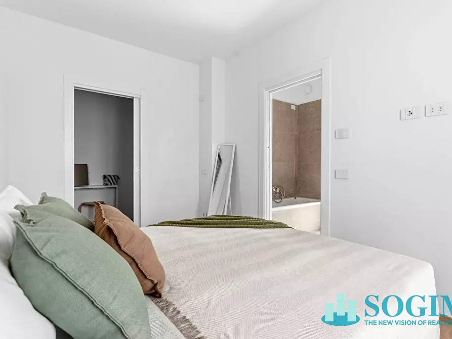 Immagine 22 di Appartamento in vendita  in Via Cortina D'ampezzo 21 a Milano