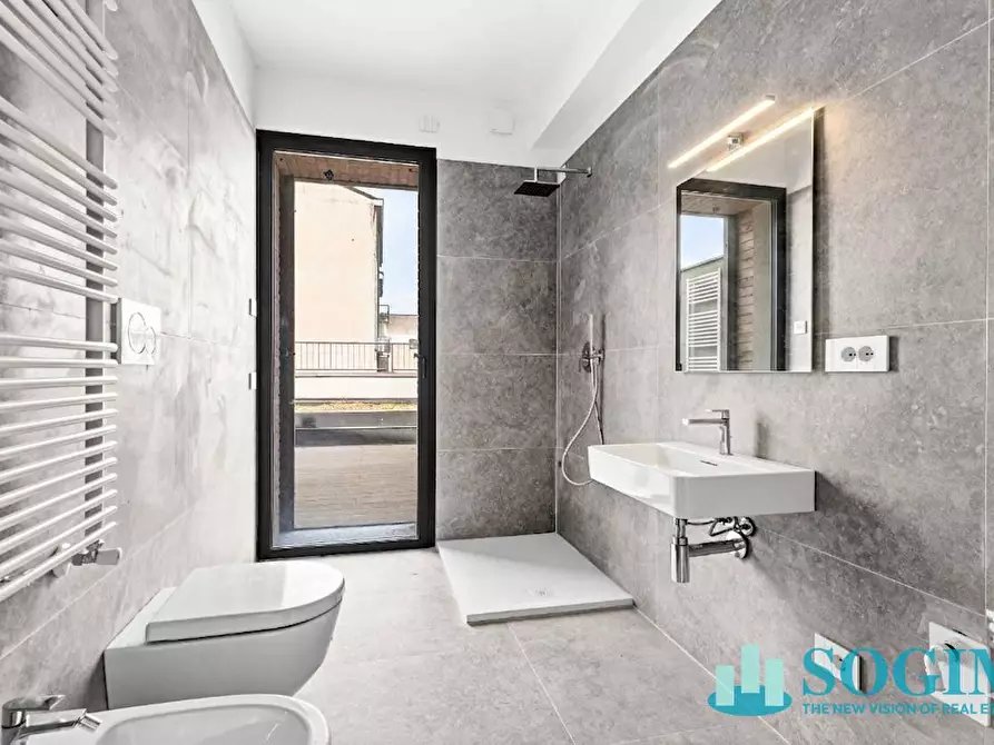 Immagine 33 di Appartamento in vendita  in Via Cortina D'ampezzo 21 a Milano