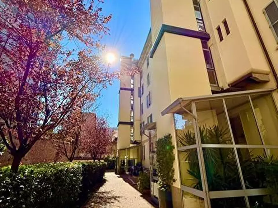 Immagine 26 di Appartamento in affitto  in Corso Ventidue Marzo 30 a Milano