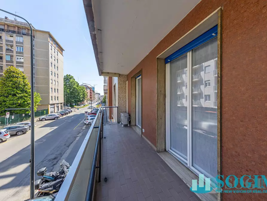 Immagine 13 di Appartamento in affitto  in VIA EMILIO MOROSINI 40 a Milano