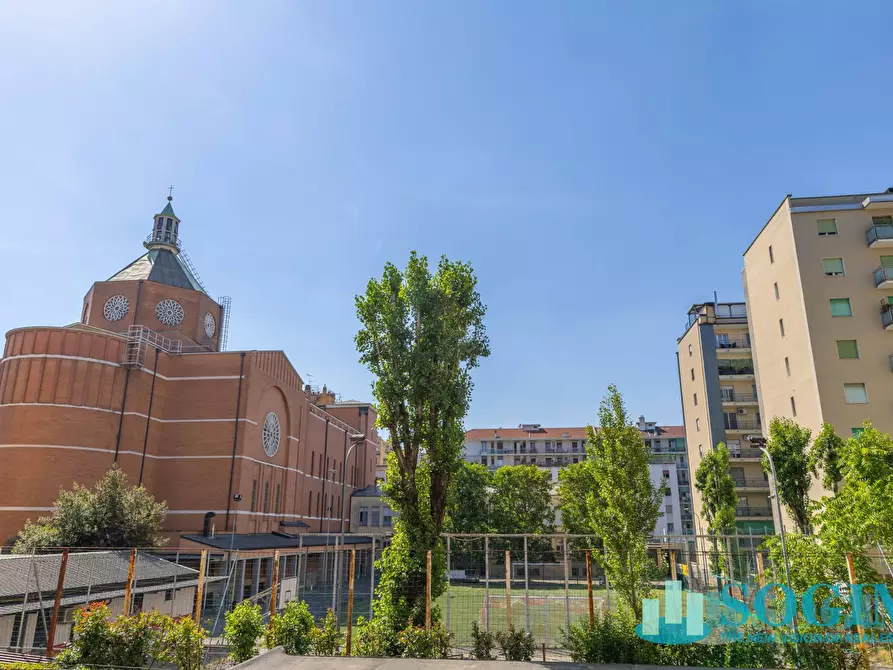 Immagine 19 di Appartamento in affitto  in VIA EMILIO MOROSINI 40 a Milano