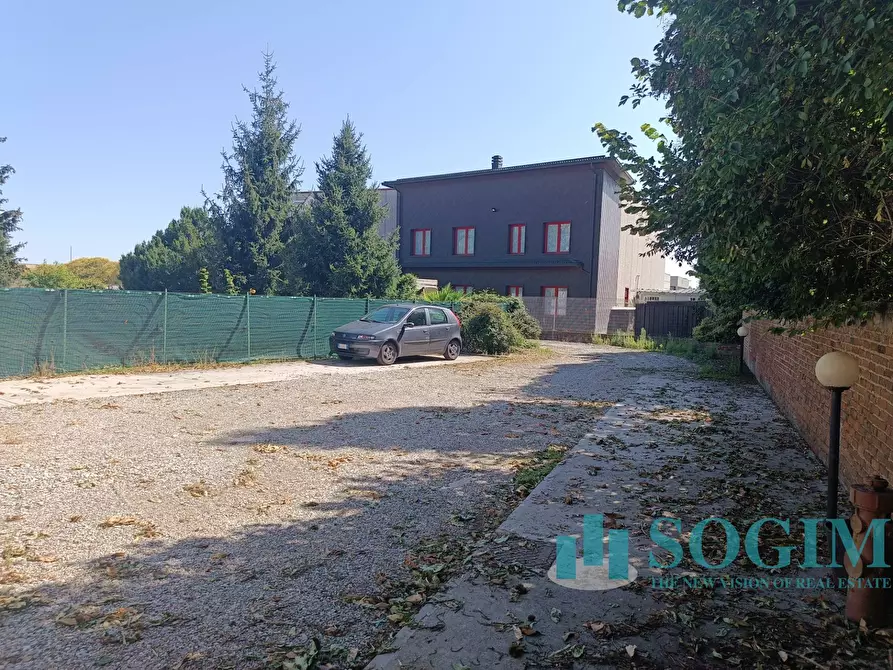 Immagine 12 di Ufficio in vendita  in Via Varesina 7 a Mozzate