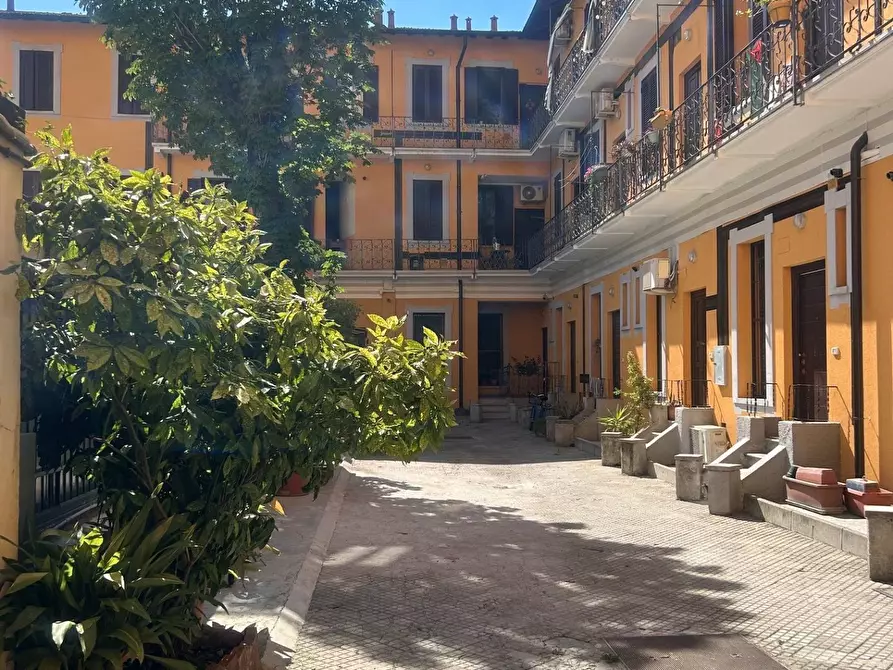 Immagine 1 di Appartamento in affitto  in Via Montegani 6 a Milano