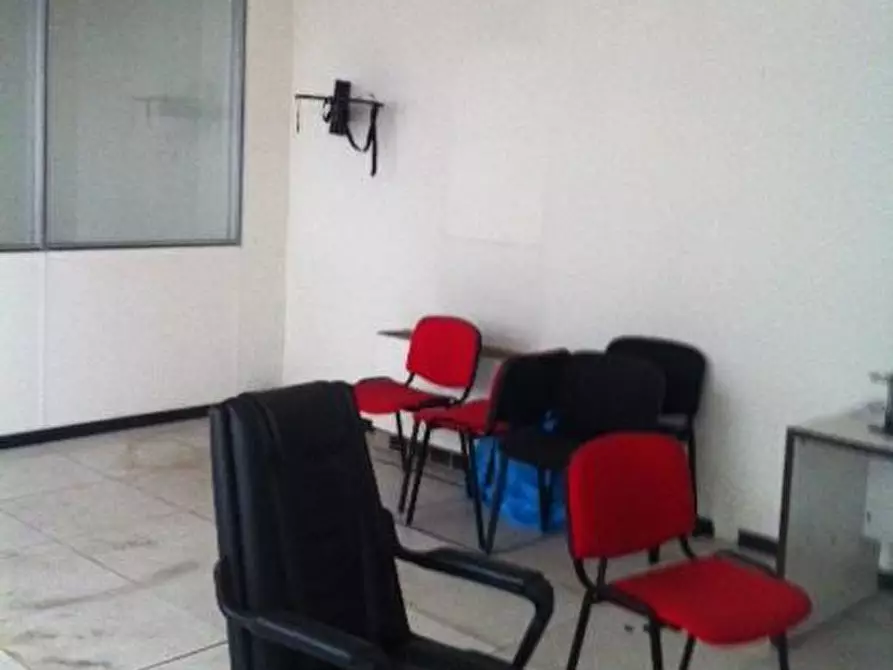 Immagine 25 di Capannone industriale in vendita  a Legnano