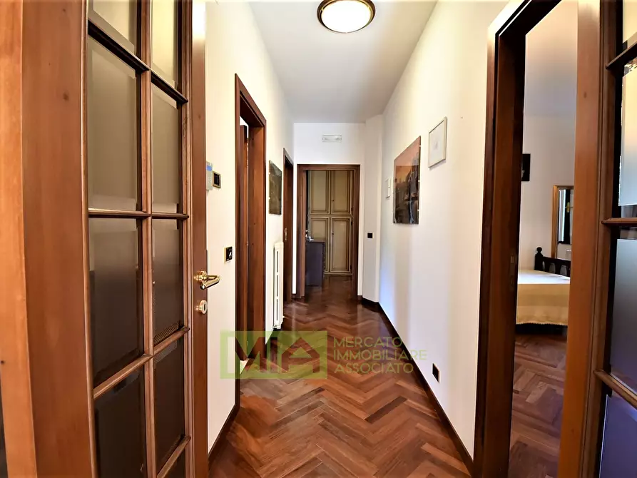 Immagine 39 di Villa in vendita  in CASA TASSO a Amandola