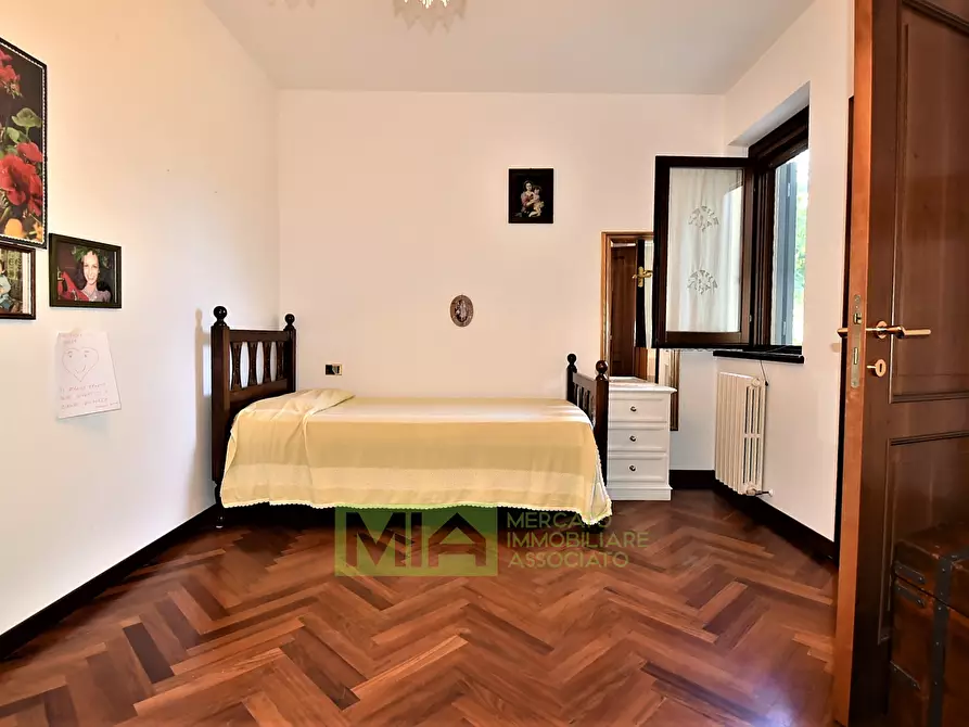 Immagine 29 di Villa in vendita  in CASA TASSO a Amandola