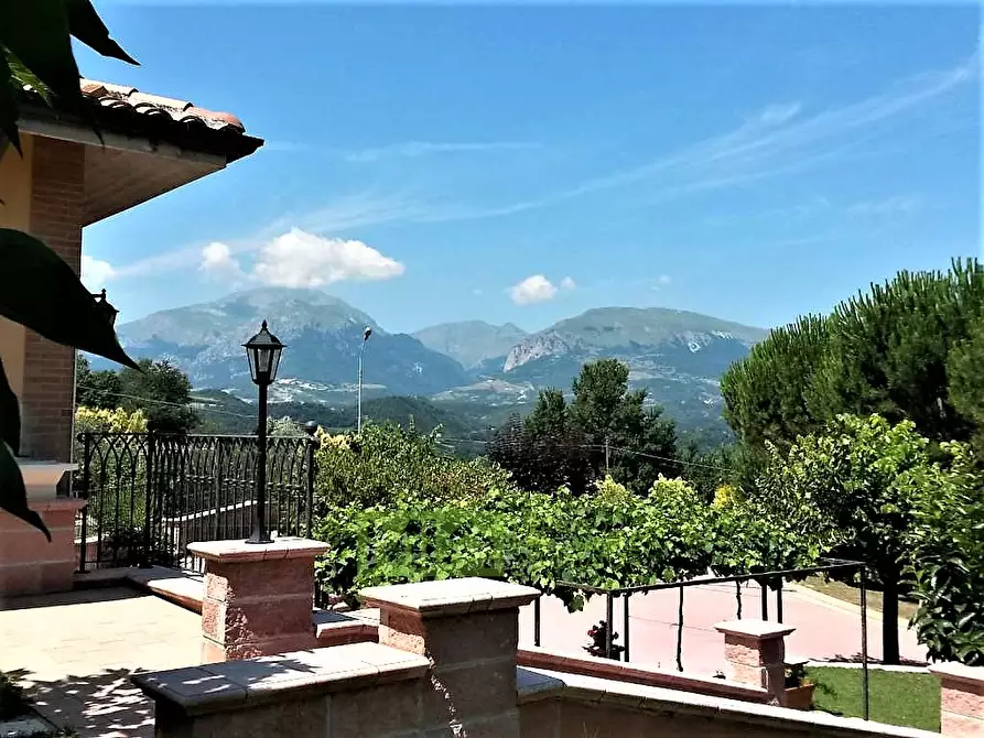 Immagine 49 di Villa in vendita  in CASA TASSO a Amandola