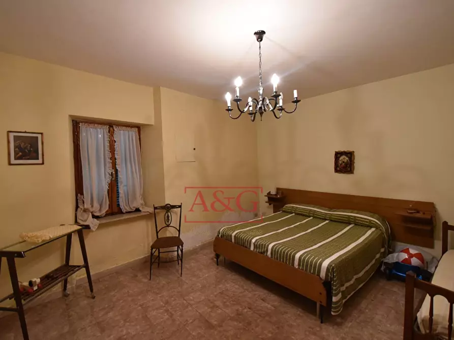 Immagine 39 di Casa indipendente in vendita  in villa garulla inferiore a Amandola