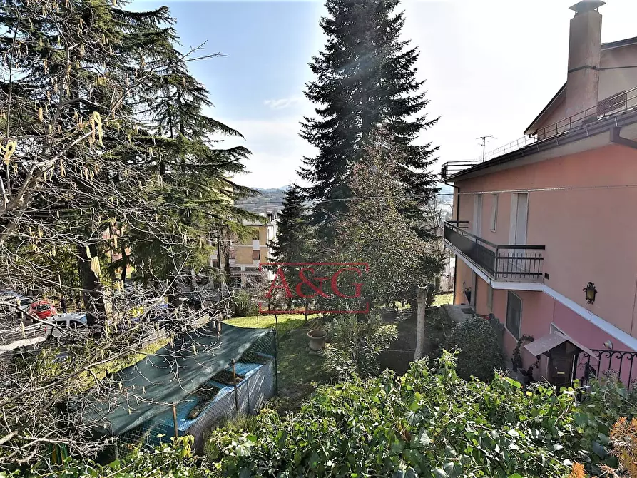 Immagine 8 di Villa in vendita  in fabio filzi a Amandola