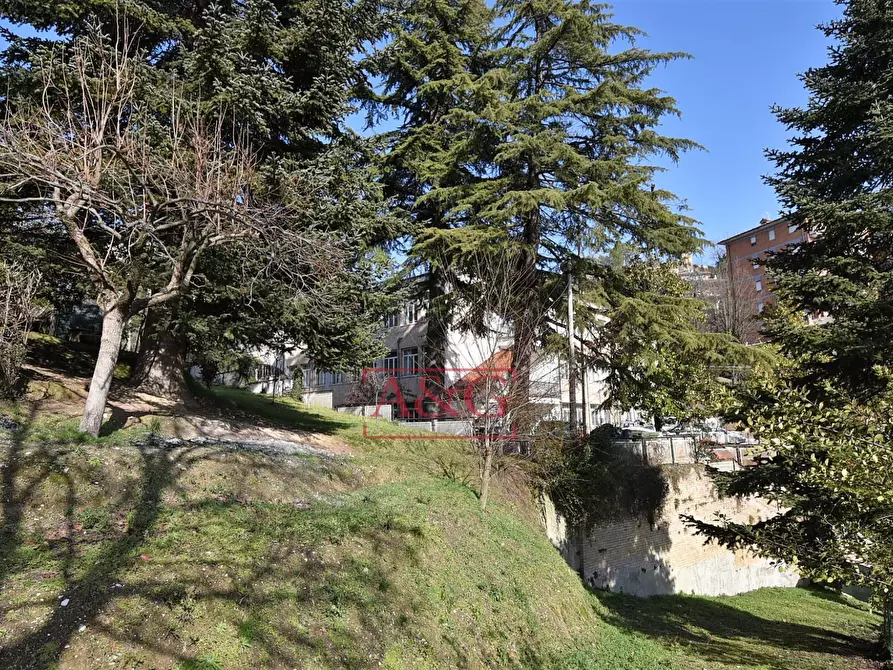 Immagine 12 di Villa in vendita  in fabio filzi a Amandola