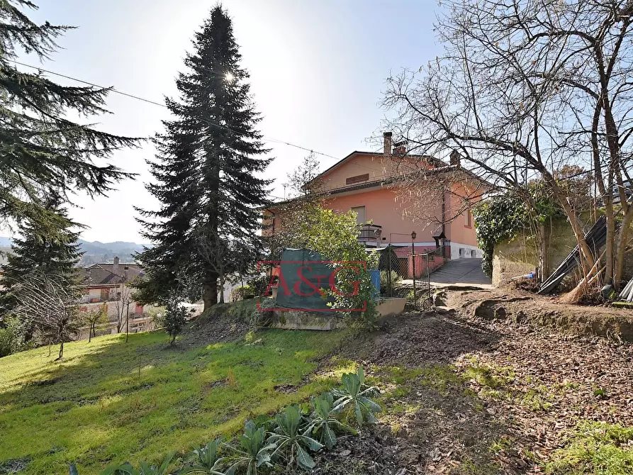 Immagine 14 di Villa in vendita  in fabio filzi a Amandola