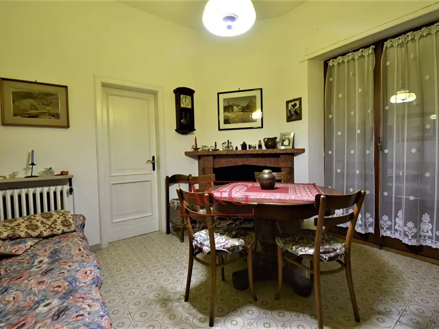 Immagine 29 di Villa in vendita  in fabio filzi a Amandola