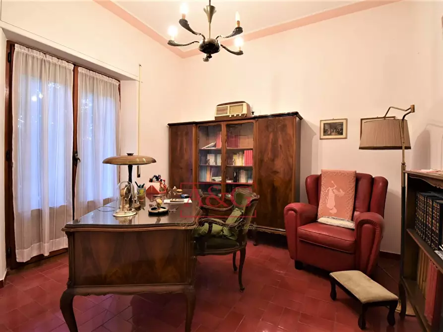 Immagine 30 di Villa in vendita  in fabio filzi a Amandola