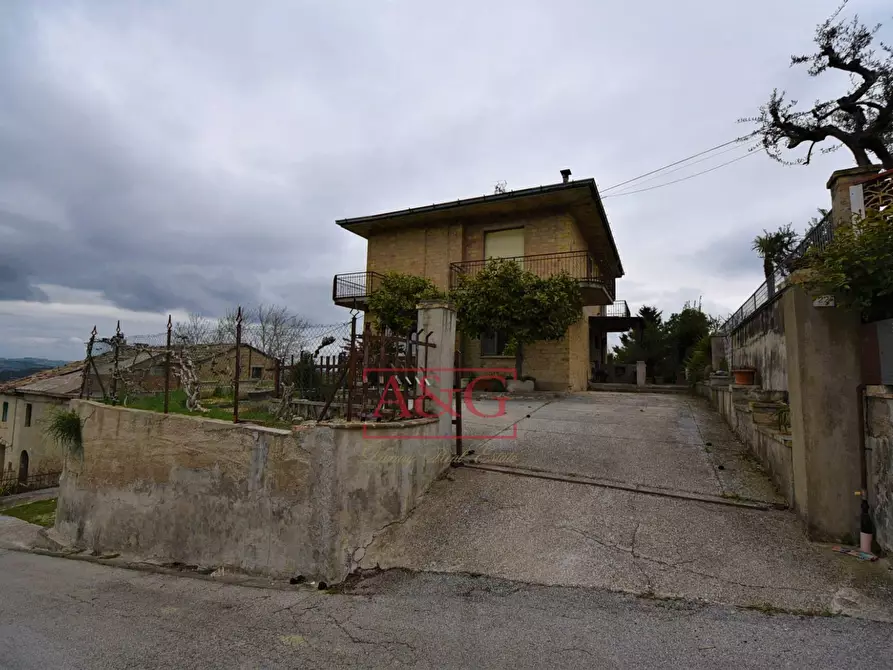Immagine 1 di Casa indipendente in vendita  in via Bora 24 a Ponzano Di Fermo