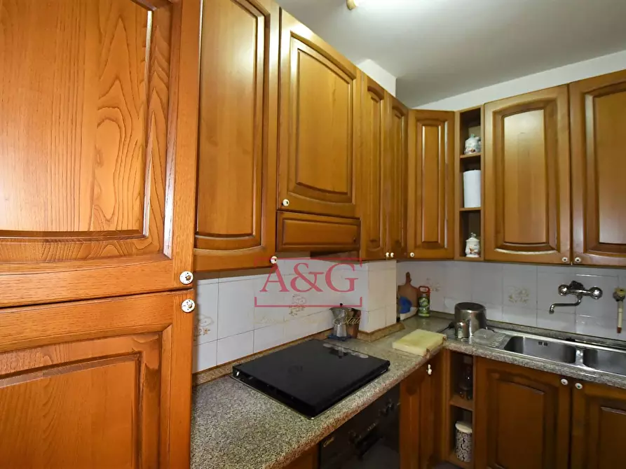 Immagine 5 di Appartamento in vendita  in villa salvi a Amandola