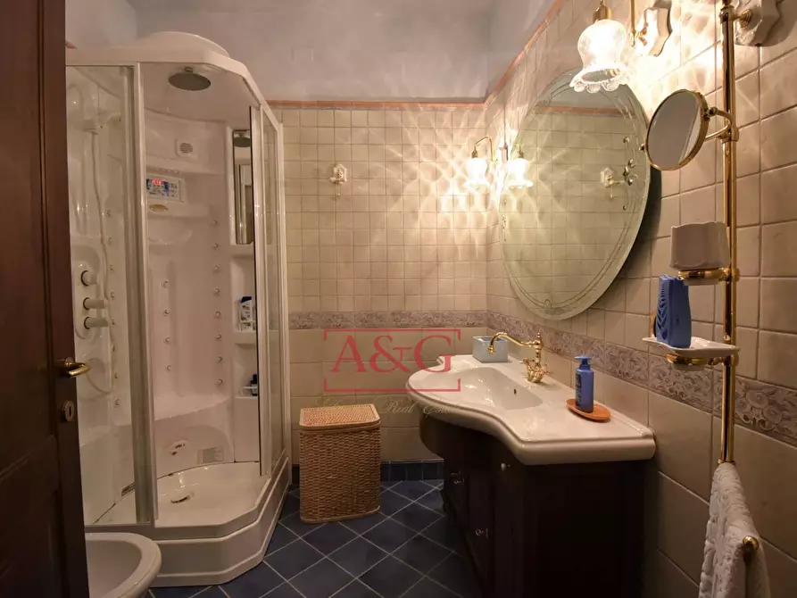 Immagine 49 di Villa in vendita  in serra 12 a Cagli