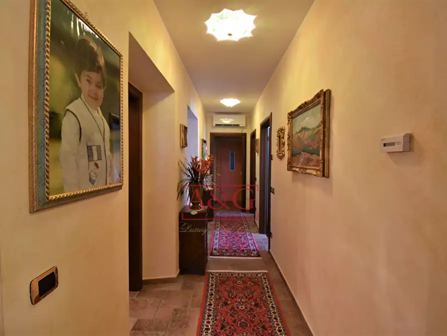 Immagine 25 di Villa in vendita  in serra 12 a Cagli