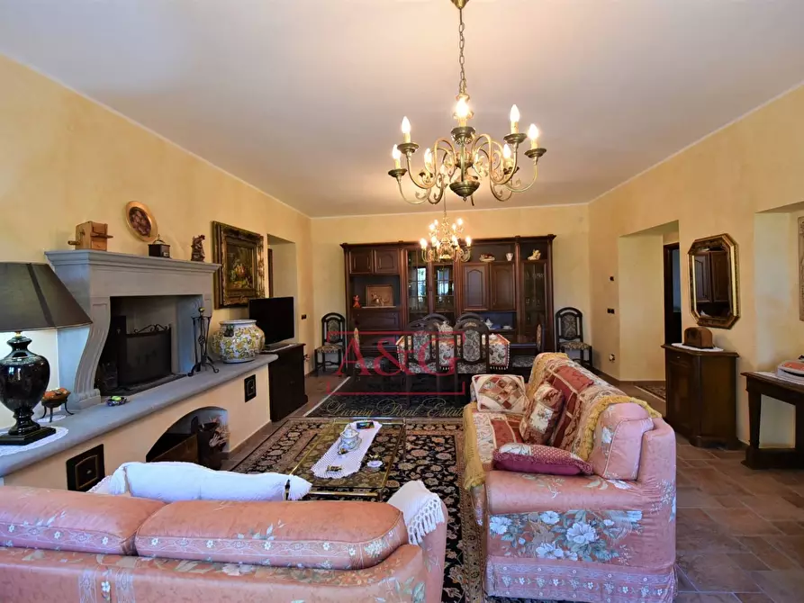 Immagine 35 di Villa in vendita  in serra 12 a Cagli