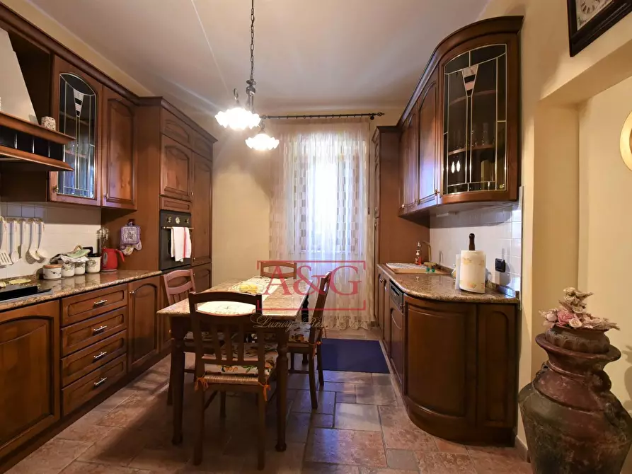 Immagine 41 di Villa in vendita  in serra 12 a Cagli