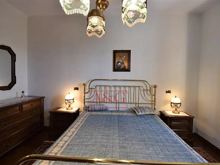 Immagine 45 di Villa in vendita  in serra 12 a Cagli