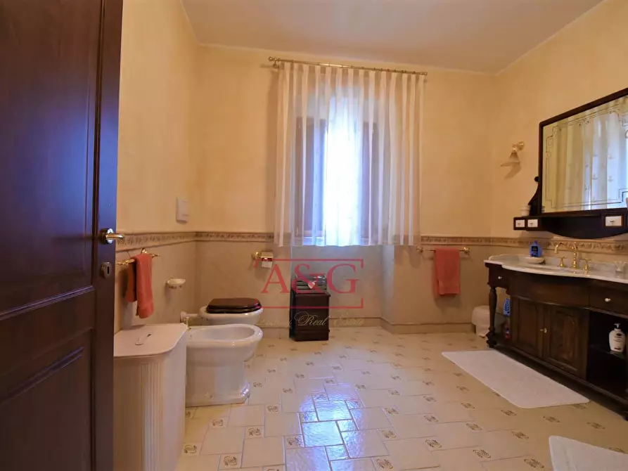 Immagine 46 di Villa in vendita  in serra 12 a Cagli