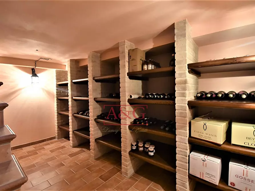 Immagine 53 di Villa in vendita  in serra 12 a Cagli