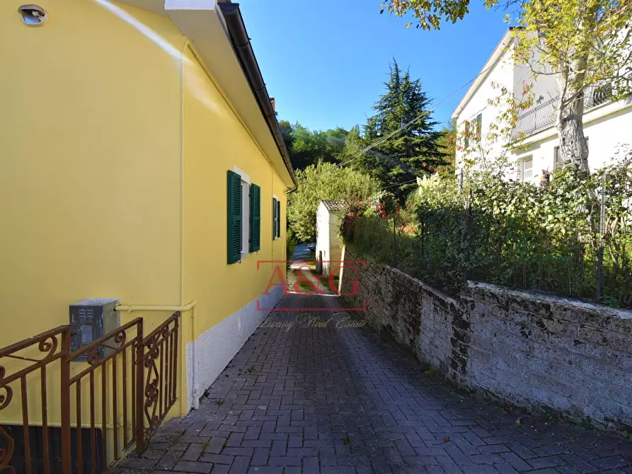 Immagine 33 di Casa indipendente in vendita  in frazione morico 15 a San Ginesio