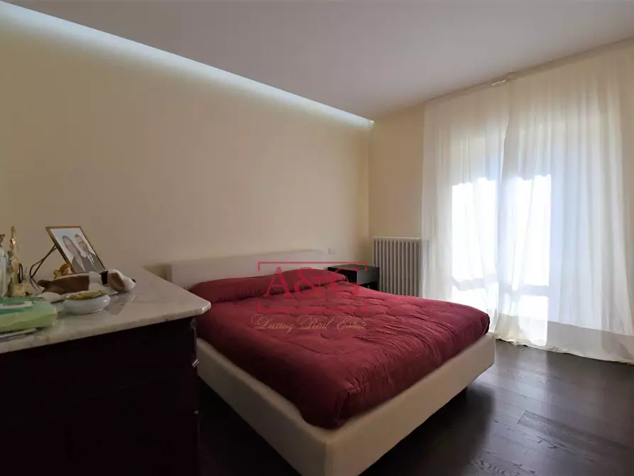 Immagine 25 di Casa indipendente in vendita  in frazione morico 15 a San Ginesio