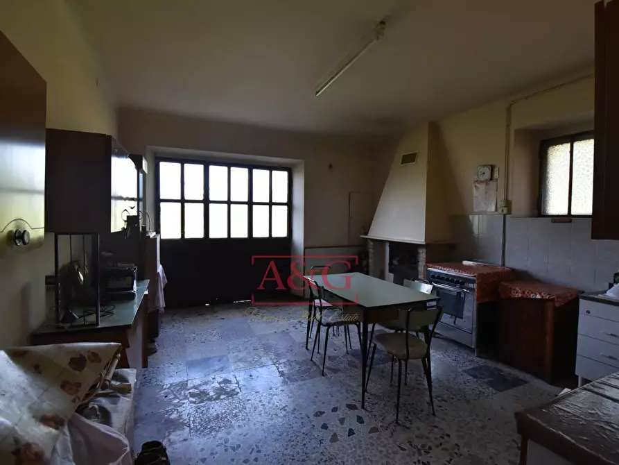 Immagine 36 di Villa in vendita  in contrada fegatara a Montegiorgio