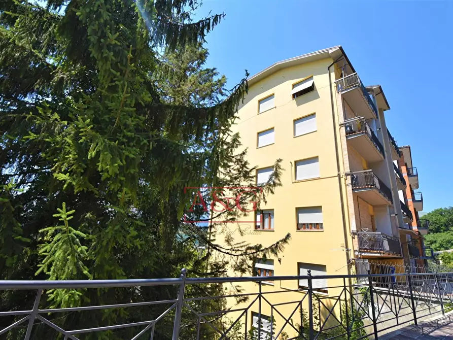 Immagine 4 di Appartamento in vendita  in via Fabio Filzi a Amandola