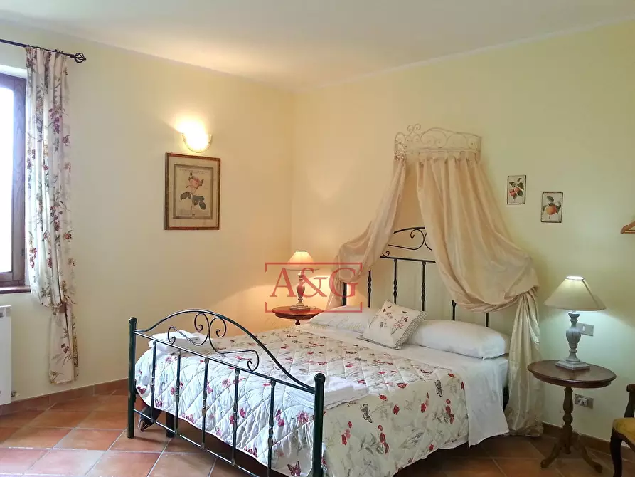 Immagine 19 di Rustico / casale in vendita  in VILLA VIDONI a Amandola
