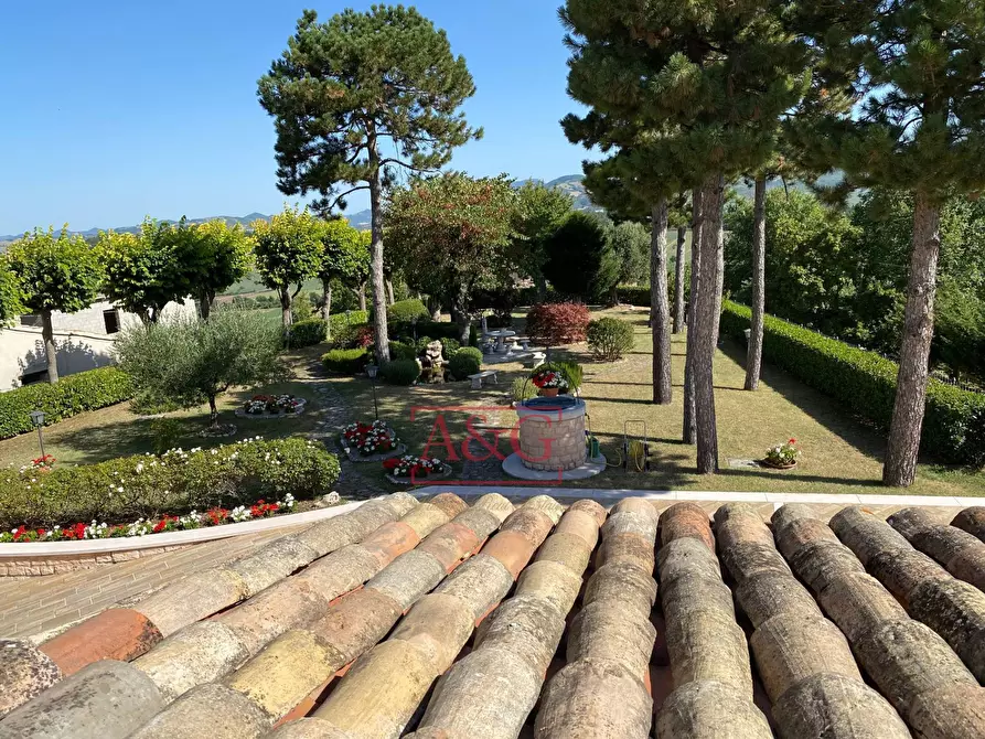 Immagine 80 di Villa in vendita  in serra 12 a Cagli