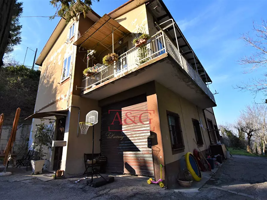 Immagine 3 di Casa indipendente in vendita  in Contrada Le Grazie 1 a Montelparo