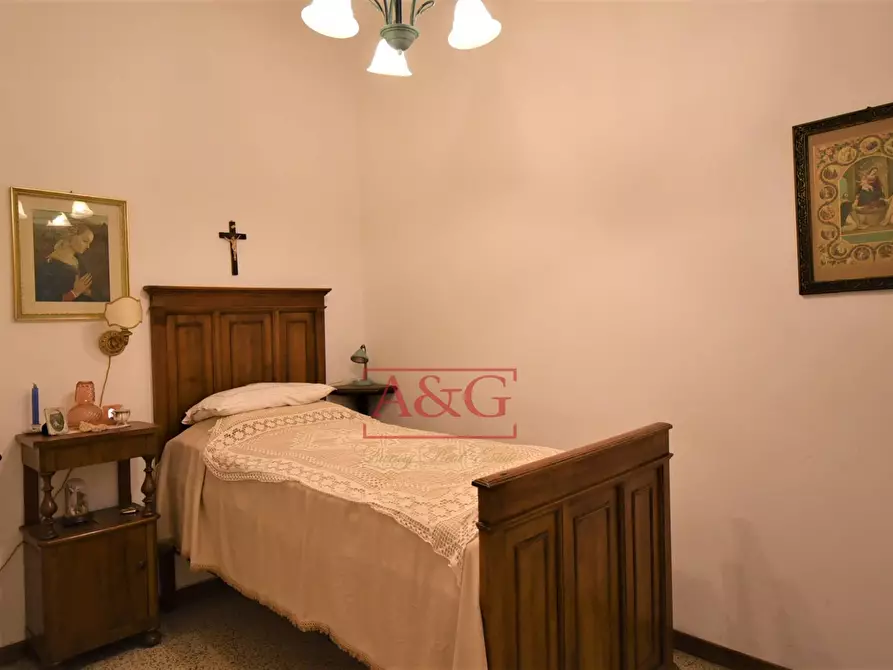 Immagine 17 di Casa indipendente in vendita  in Via Guglielmo Marconi 24 a Amandola