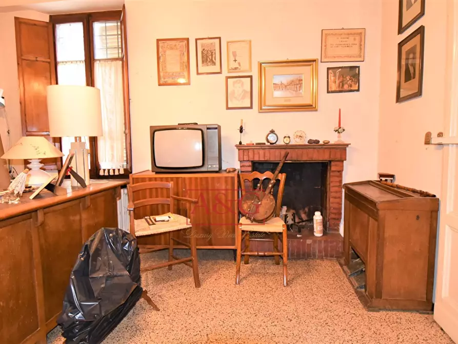 Immagine 18 di Casa indipendente in vendita  in Via Guglielmo Marconi 24 a Amandola