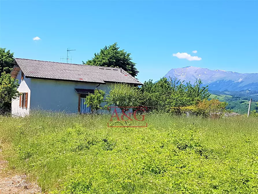 Immagine 15 di Casa indipendente in vendita  in Contrada Colle Chiaro a Comunanza