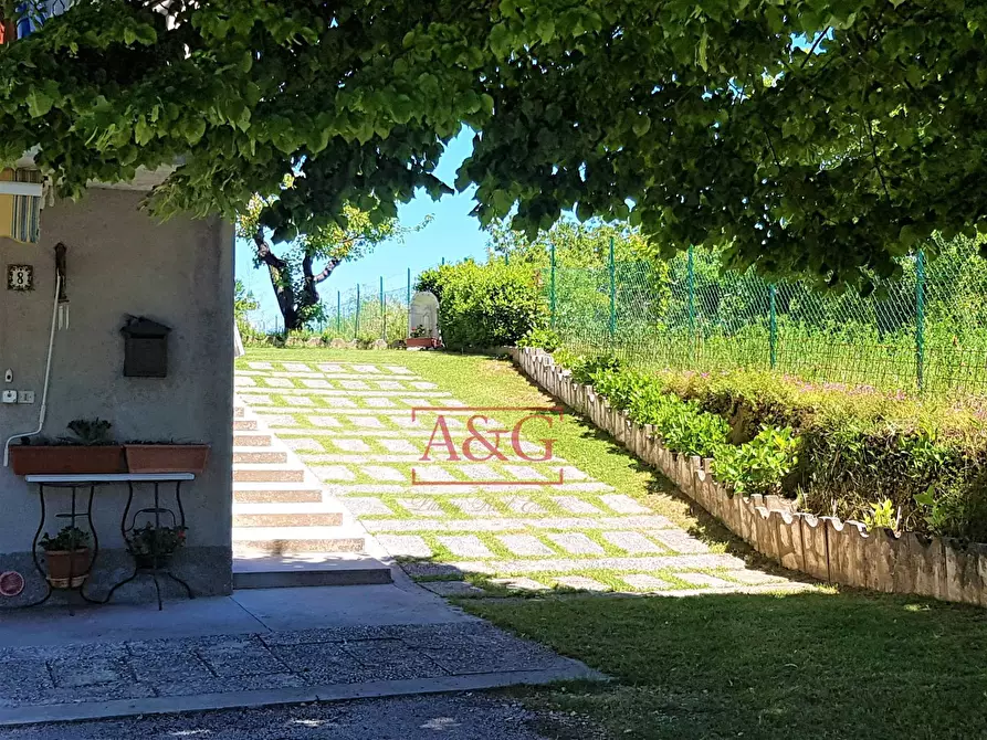 Immagine 18 di Casa indipendente in vendita  in Contrada Colle Chiaro a Comunanza