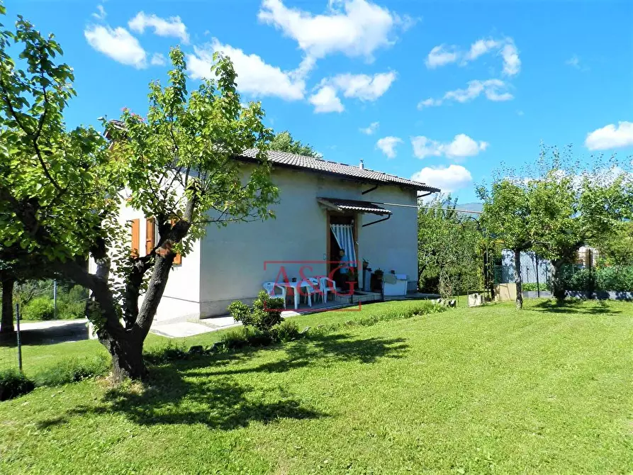 Immagine 5 di Casa indipendente in vendita  in Contrada Colle Chiaro a Comunanza