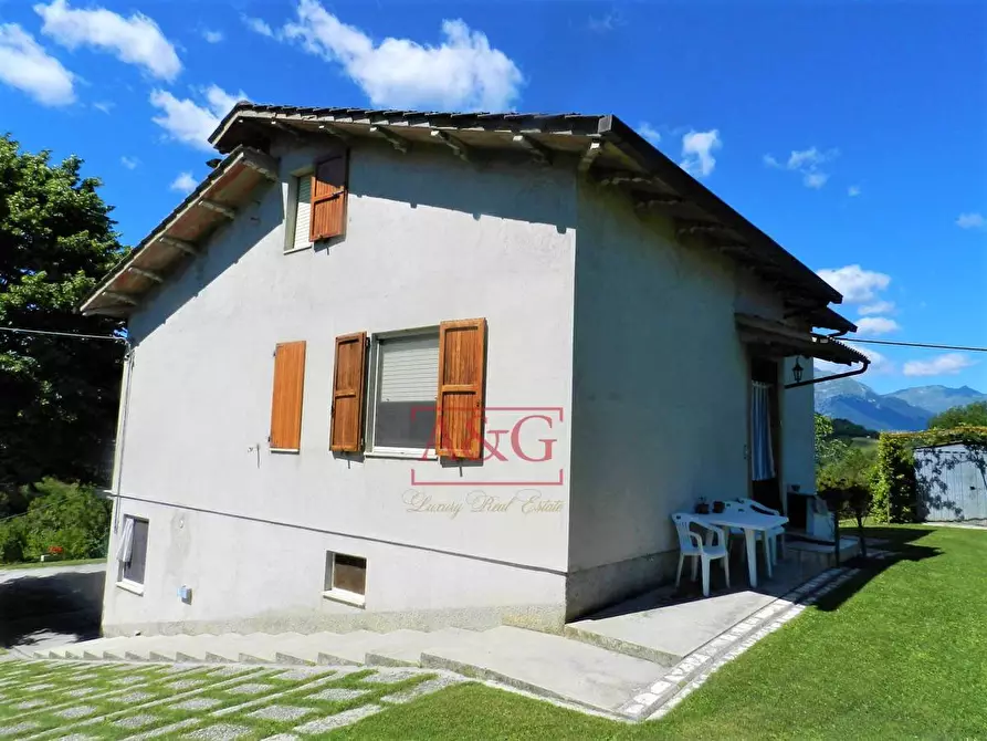 Immagine 3 di Casa indipendente in vendita  in Contrada Colle Chiaro a Comunanza