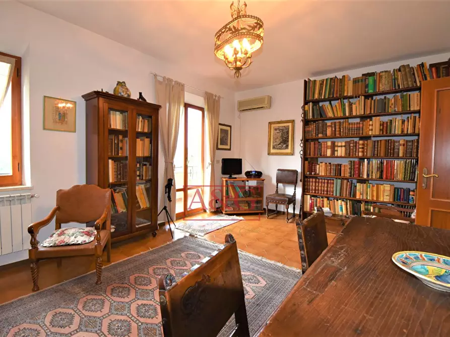 Immagine 8 di Villa in vendita  in Loc. Montazzolino 10 a Montefortino