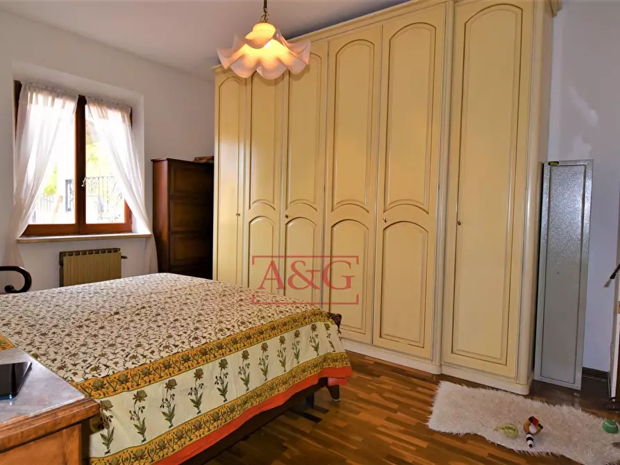 Immagine 15 di Villa in vendita  in Loc. Montazzolino 10 a Montefortino