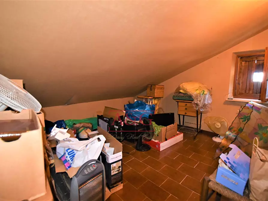 Immagine 26 di Villa in vendita  in Loc. Montazzolino 10 a Montefortino