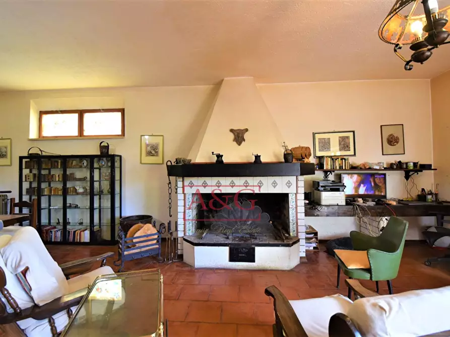 Immagine 37 di Villa in vendita  in Loc. Montazzolino 10 a Montefortino