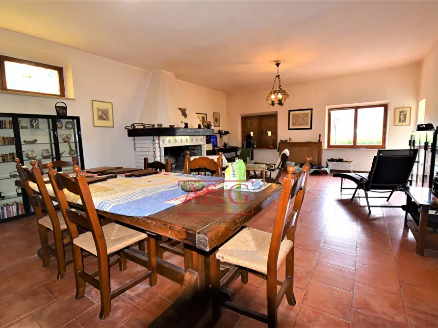 Immagine 39 di Villa in vendita  in Loc. Montazzolino 10 a Montefortino