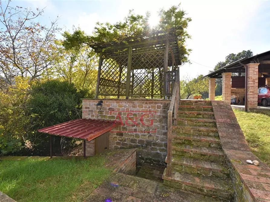 Immagine 58 di Rustico / casale in vendita  in C.DA VALLE a Gualdo