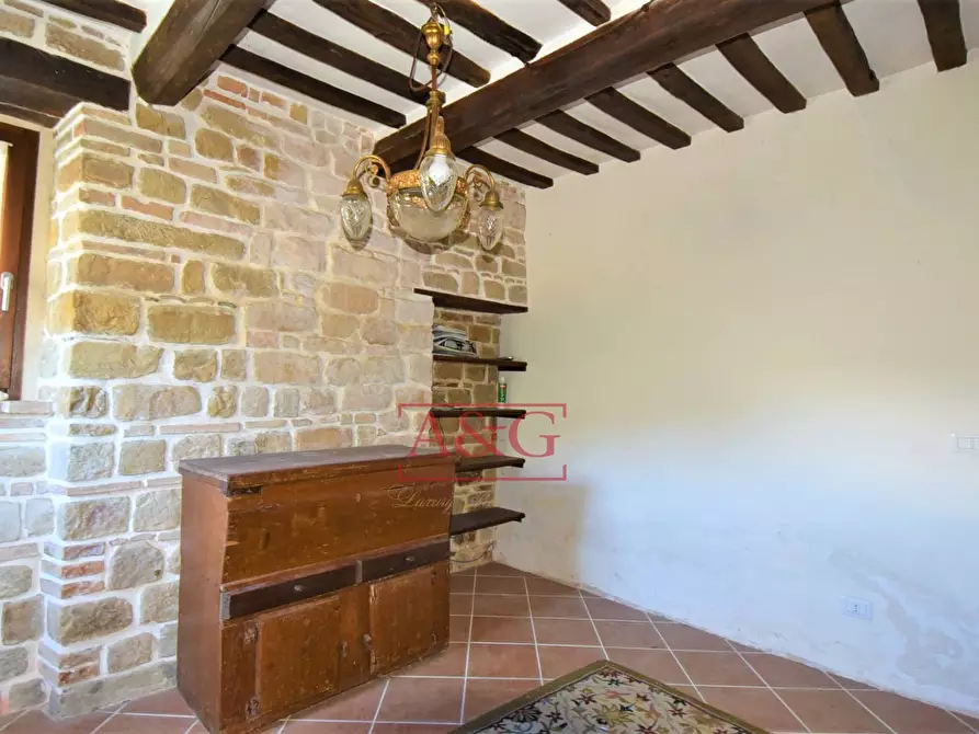 Immagine 24 di Rustico / casale in vendita  in C.DA VALLE a Gualdo