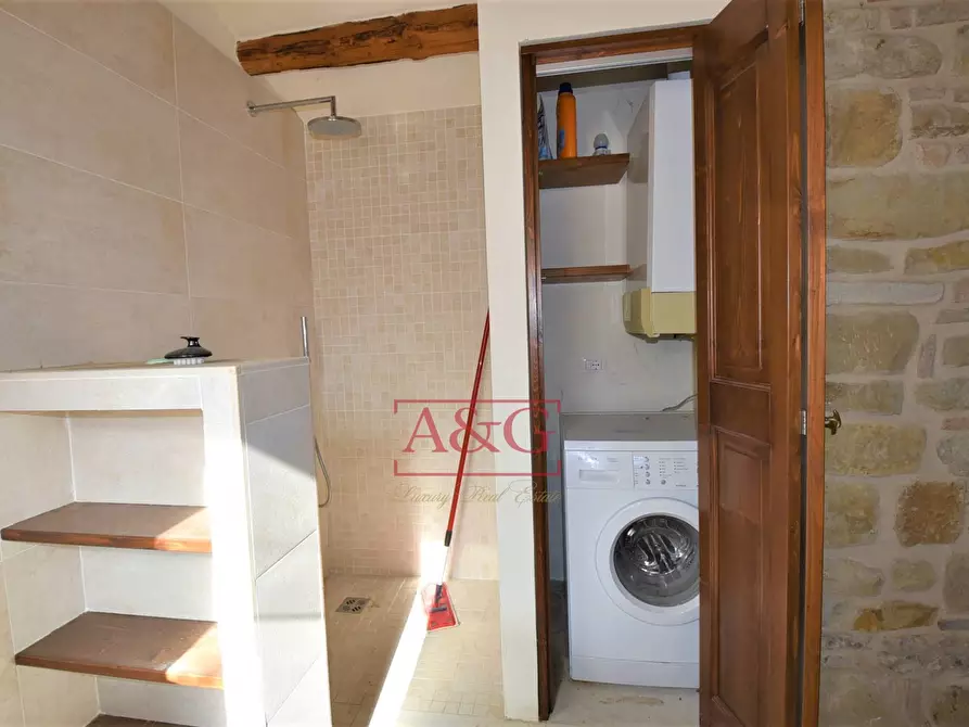 Immagine 28 di Rustico / casale in vendita  in C.DA VALLE a Gualdo