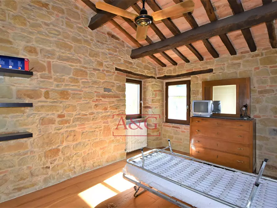 Immagine 31 di Rustico / casale in vendita  in C.DA VALLE a Gualdo